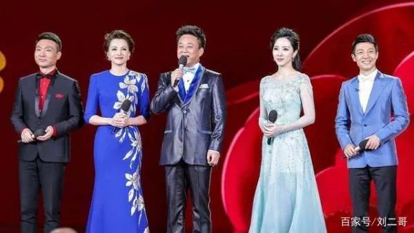 获得金鹰主持人奖,除了董卿和何炅还有谁?
