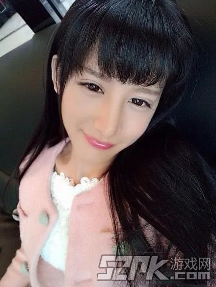 让我摸一摸你的美腿吧!神仙哥哥小灿绝美照片合辑