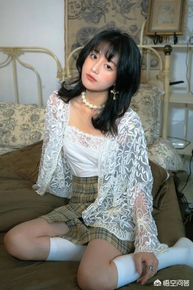 【黑尾酱】李诞的妻子，最近发文道歉了，是跟谁闹上了吗？