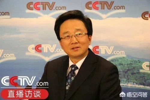 如何看待央视世界杯解说洪钢搞错足球常识，误以为加时赛到115分钟结束？