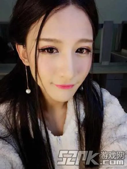 让我摸一摸你的美腿吧!神仙哥哥小灿绝美照片合辑
