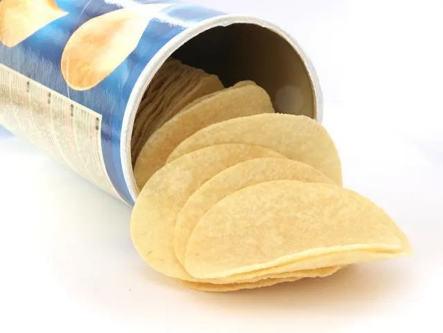今天百草味被百事收购，对于国内品牌被外资收购你有什么看法？