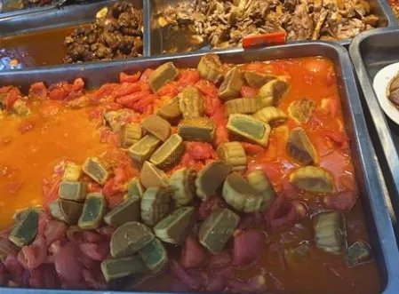芜湖一高校食堂做黑暗料理西红柿炒月饼,你还见过哪些黑暗料理?