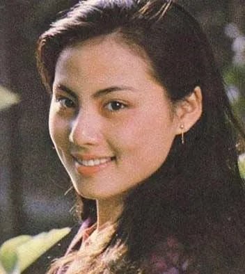 87版《红楼梦》王熙凤一角的扮演者原来是乐韵,后来她去了哪里?