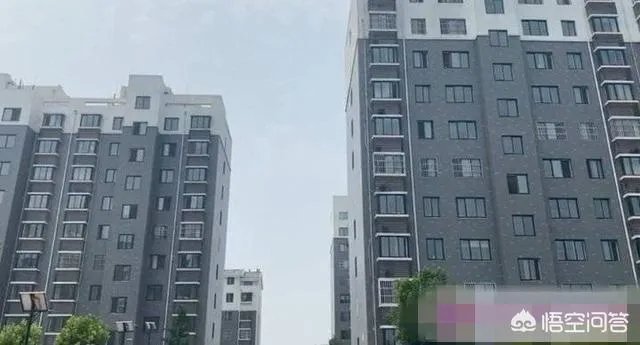 重庆一居民楼乘坐电梯按次收费“白天5毛晚上1元”，如果你是业主会怎么办？
