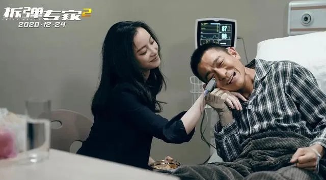 马上上映的《拆弹专家2》大家预测会有多少票房?