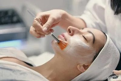 脸上有红血丝这是怎么回事