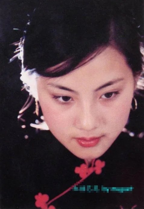 87版《红楼梦》王熙凤一角的扮演者原来是乐韵,后来她去了哪里?