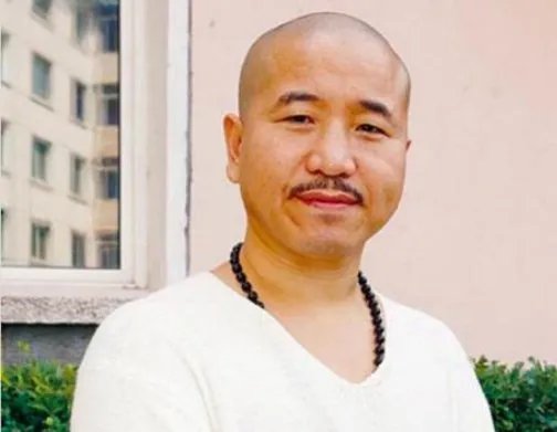 51岁“刘能”二婚后儿女双全,前妻照片曝光:他为什么要离婚