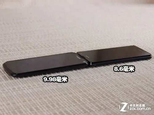 本土化服务比拼 酷派8950对比索尼LT29i