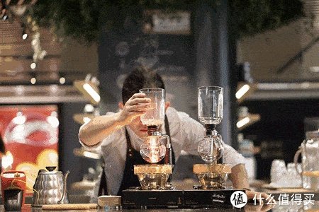 周五星巴克买一赠一，广发你又赢了