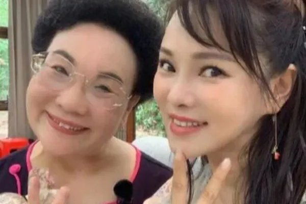 伊能静的婆婆都开始代言产品,这是为了蹭伊能静的热度吗?