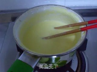 草莓冰激凌