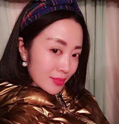 51岁“刘能”二婚后儿女双全,前妻照片曝光:他为什么要离婚