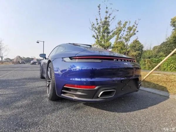 2020款保时捷911carrera，谈谈自己的心得体会吧！
