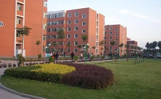 山西大学商务学院好不好?