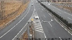 山东一司机在高速上仅1分钟驾照被扣30分,你怎么看?