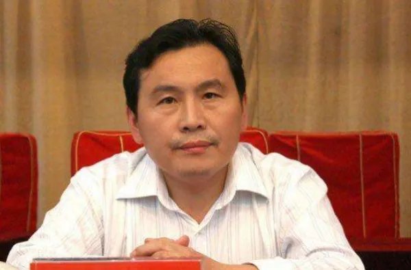 监利县委书记