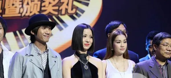 姚贝娜老公张雷是谁?
