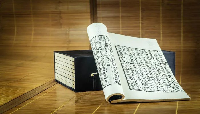 一鸣惊人的典故 成语一鸣惊人的典故