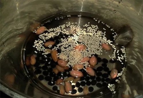 九阳豆浆机怎么使用啊?