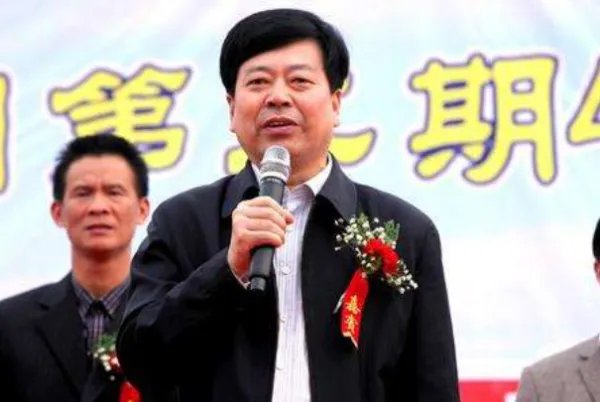 监利县委书记