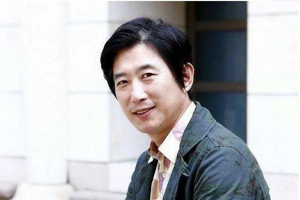 韩国有哪些演员艺人被确诊为新冠肺炎?