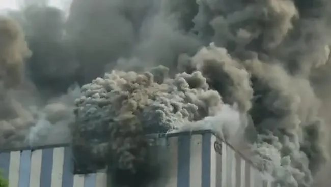 华为松山湖一在建的项目着火,该项目着火与实验室有关吗?