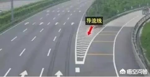 山东一司机在高速上仅1分钟驾照被扣30分,你怎么看?