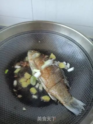鲫鱼冬瓜汤