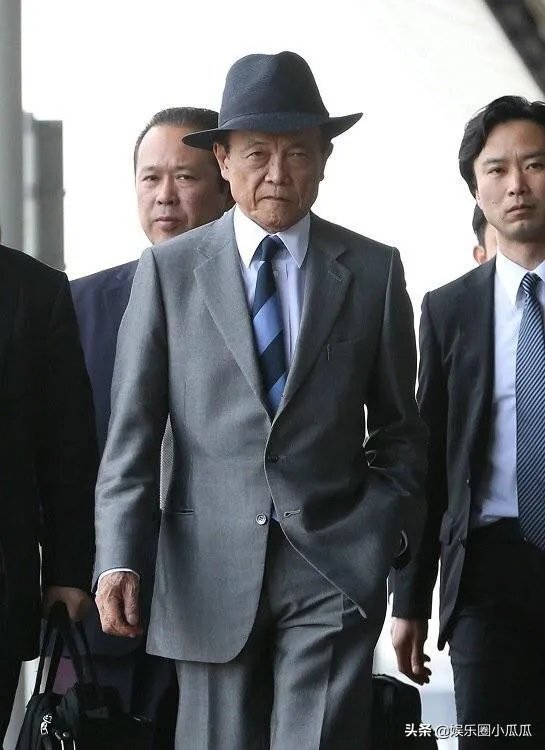安倍正式宣布辞去首相一职，谁最有可能接替安倍担任日本首相？