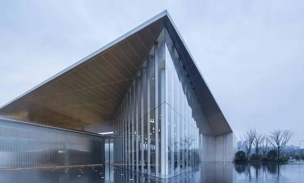 官方辟谣重庆双碑大桥断裂,为什么重庆的建筑修建奇特?