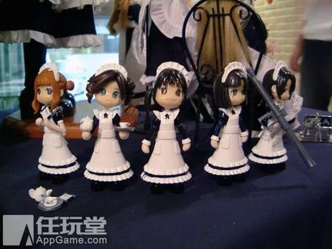 你如何看待女仆咖啡屋?