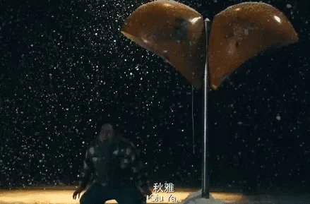 如何评价尹正谜一般的微博?