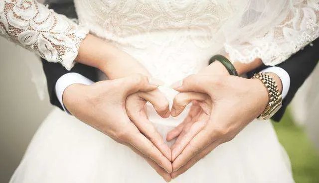 结婚十年送老婆礼物排行榜 结婚十年是什么婚