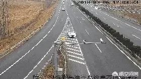 山东一司机在高速上仅1分钟驾照被扣30分,你怎么看?