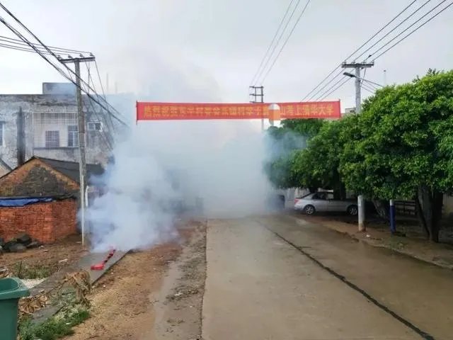 伪造清华录取通知书的男生离家出走,伪造是出于虚荣心还是父母的期望太高?