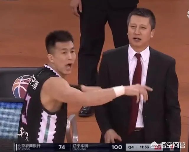 辽宁男篮对阵北控男篮比赛中,郭艾伦撒娇要求看录像回放,为什么郭士强开始不同意?