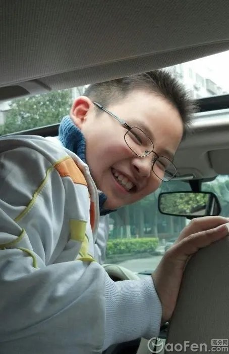 林鑫炫的介绍