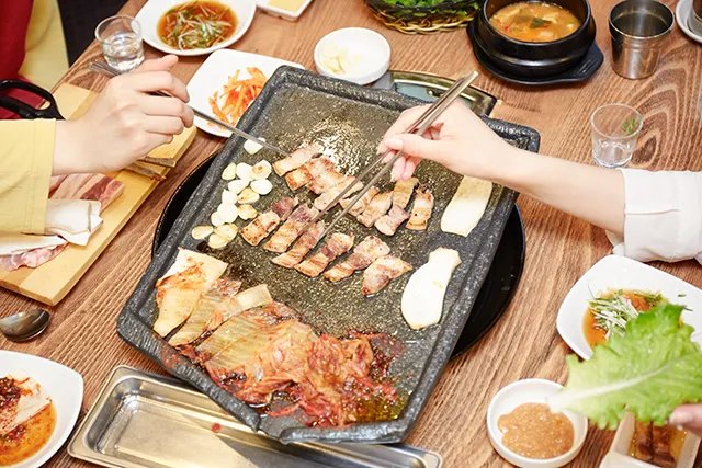 自助烤肉怎么吃 烤肉类自助全攻略