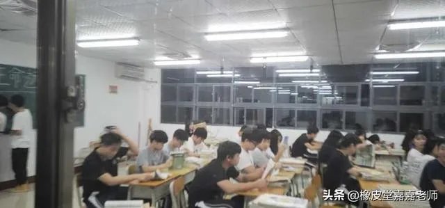 南宁一职业技校16岁男生深夜坠亡,警方排除刑案, 你怎么看?