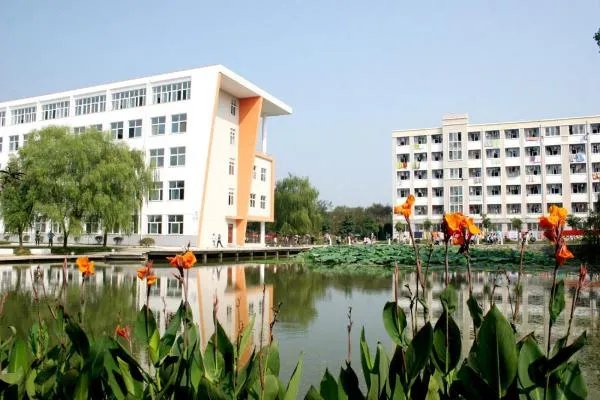 长江师范学院地址