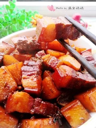五花肉烧土豆