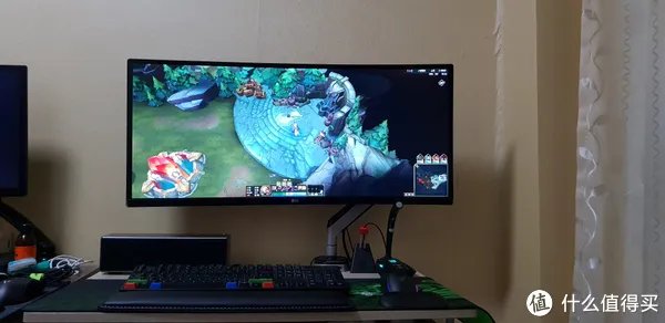 34寸带鱼屏/IPS/144hz/曲屏/过气LG电竞旗舰LG 34UC79G开箱,顺便晒一下桌面