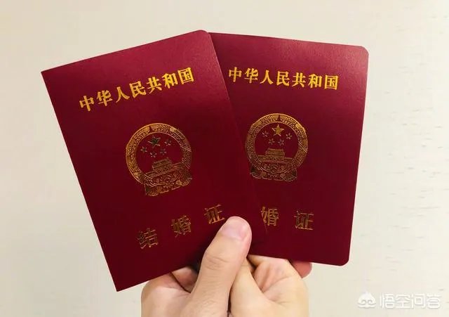 冯绍峰在微博宣布妻子赵丽颖成功生子,你怎么看?