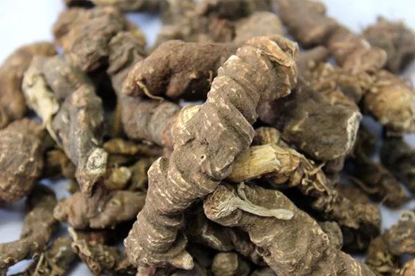 云南十大名贵药材,何首乌只能垫底,第三被称为仙草