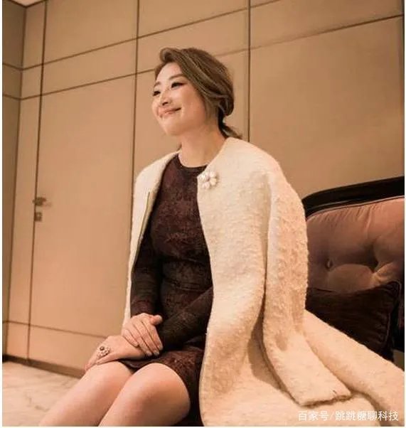 她是千亿公主,身价超30亿38岁仍未嫁,父亲宗庆后公开征婚,她是谁?