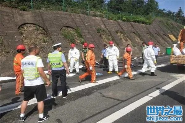 中国最惨的十大车祸:每起均造成严重的伤亡