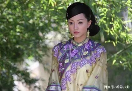 书生结婚时写的上联身无半亩,心忧天下,下联是什么?
