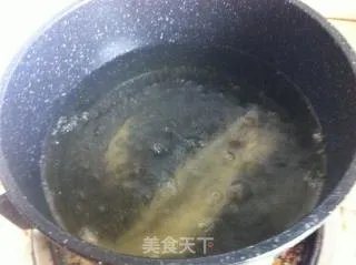 黄鱼煨面